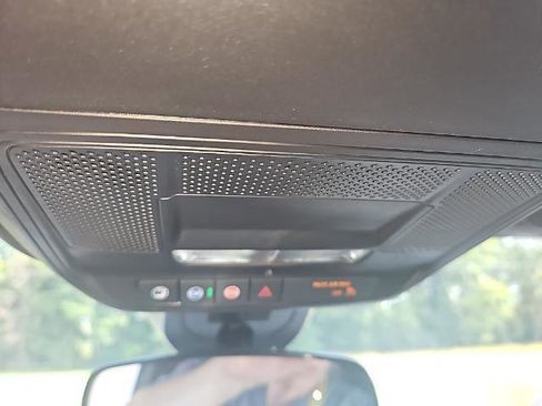 New 2026 Chevrolet Equinox LT w/ Convenience Package II image 17