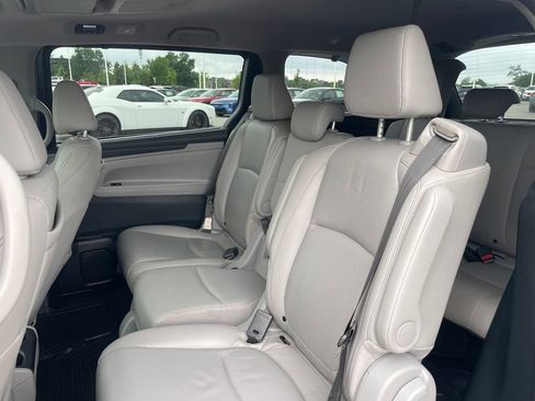 Used 2023 Honda Odyssey Touring image 24