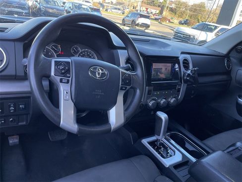 Used 2014 Toyota Tundra SR5 image 11