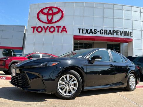 Used 2026 Toyota Camry LE FWD image 2