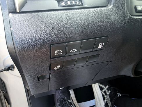 Used 2022 Lexus RX 450h AWD w/ Premium Package image 18