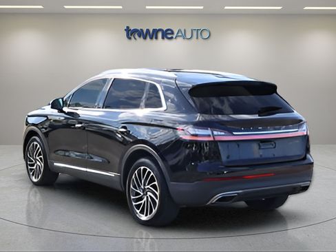 Used 2020 Lincoln Nautilus Reserve AWD/4WD image 3