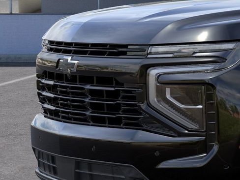 New 2026 Chevrolet Suburban RST image 13