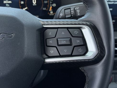 Used 2025 Ford Mustang Coupe RWD image 17