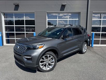 Used 2023 Ford Explorer Platinum w/ Technology Package