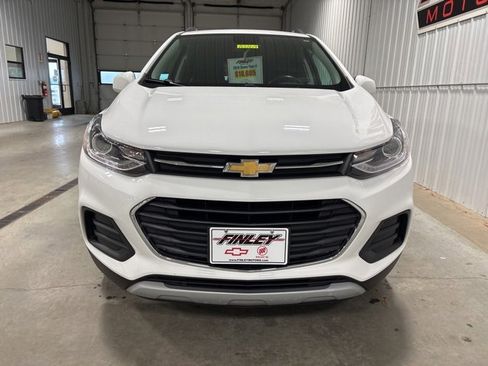Used 2020 Chevrolet Trax LT w/ Driver Confidence Package image 7