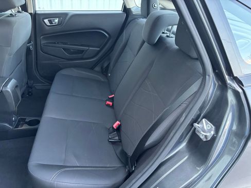 Used 2015 Ford Fiesta SE image 28