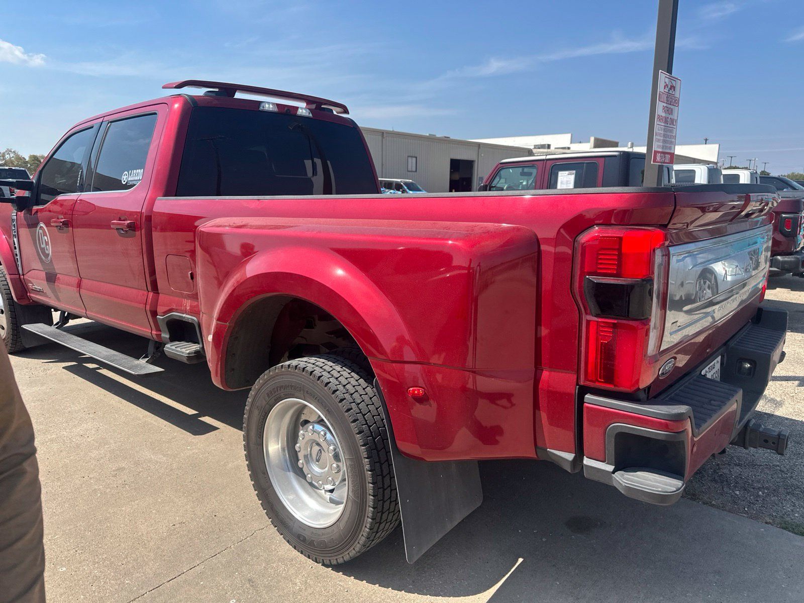 Used 2024 Ford F450 Platinum w/ FX4 Off-Road Package AWD/4WD image 3