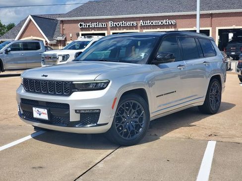 Used 2024 Jeep Grand Cherokee L Summit AWD/4WD image 33