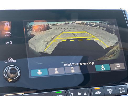 Used 2018 Honda Odyssey Elite image 16