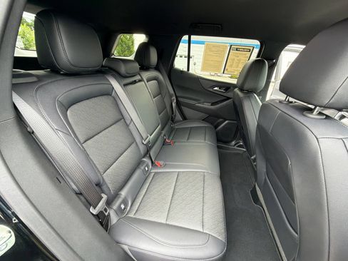 Used 2026 Chevrolet Equinox LT w/ Convenience Package II AWD/4WD image 27