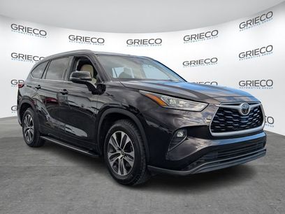 Used 2020 Toyota Highlander XLE