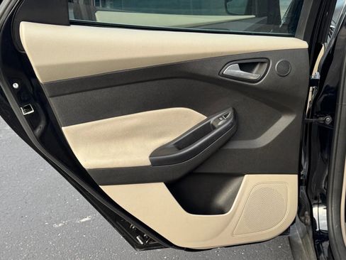 Used 2016 Ford Focus Electric Hatchback w/ Exterior Protection Package image 14