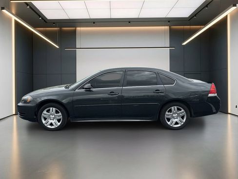 Used 2013 Chevrolet Impala LT w/ LT Sunroof Package FWD image 2