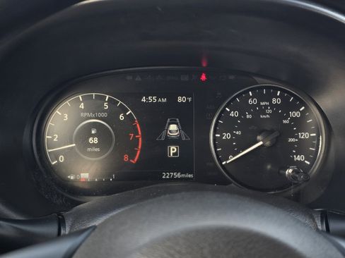 Certified 2024 Nissan Kicks SV FWD image 17
