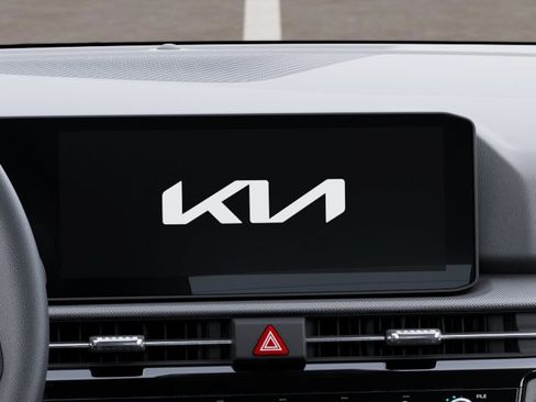 New 2027 Kia Sportage S FWD image 20