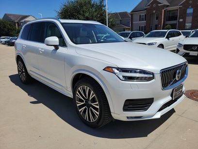 Used 2021 Volvo XC90 T6 Momentum