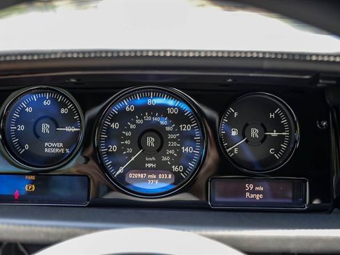Used 2010 Rolls-Royce Phantom Coupe RWD image 39