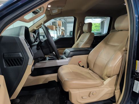Used 2019 Ford F250 Lariat w/ Lariat Value Package AWD/4WD image 9
