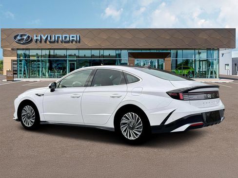 New 2026 Hyundai Sonata Limited FWD image 4