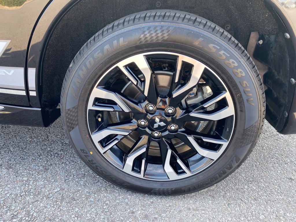 Used 2018 Mitsubishi Outlander GT AWD/4WD image 13