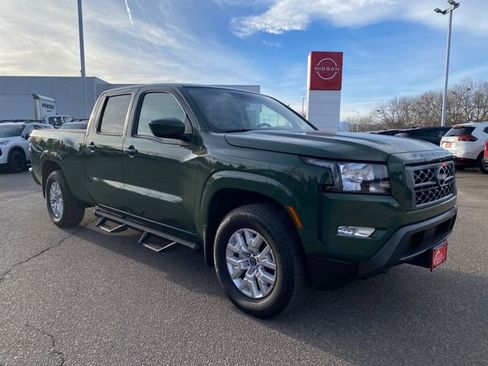 Certified 2024 Nissan Frontier SV w/ Technology Package image 7