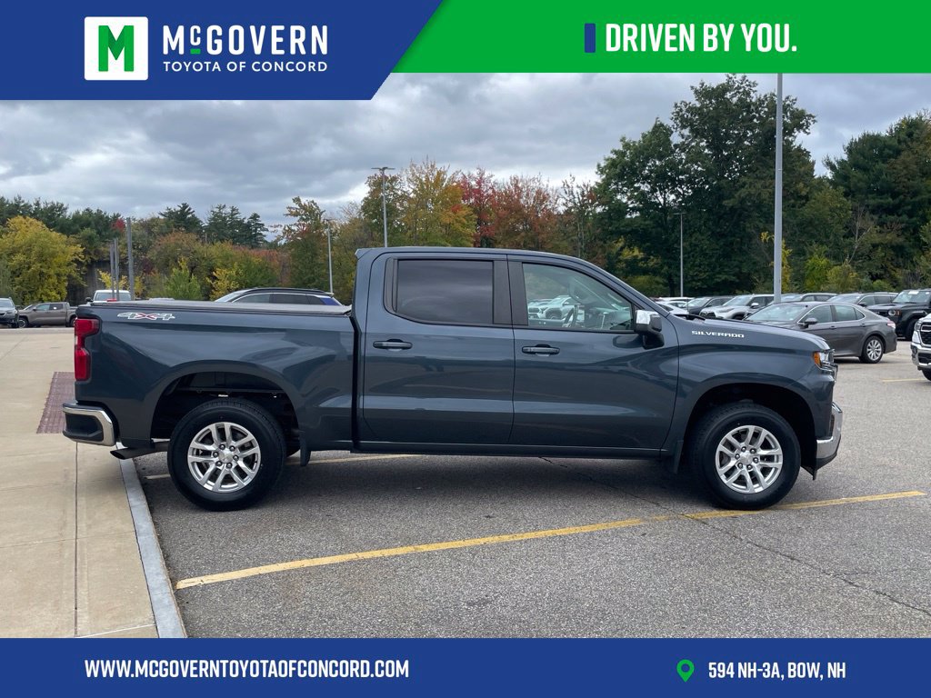 Used 2020 Chevrolet Silverado 1500 LT w/ LT Value Package AWD/4WD image 6