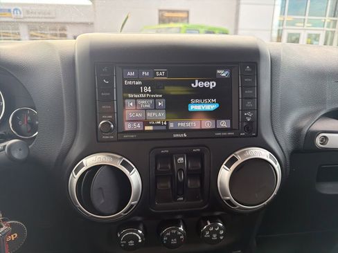 Used 2017 Jeep Wrangler Unlimited Sahara w/ Dual Top Group image 21