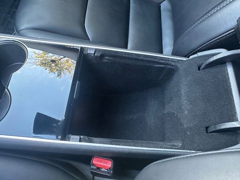 Used 2020 Tesla Model 3 Long Range image 28