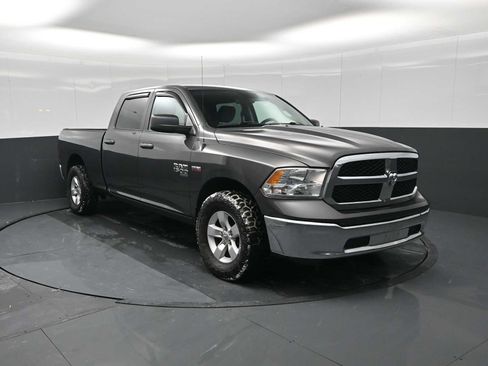 Used 2021 RAM 1500 Classic SLT image 2
