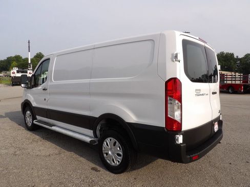 Used 2025 Ford Transit 250 Low Roof w/ Exterior Upgrade Package RWD image 4