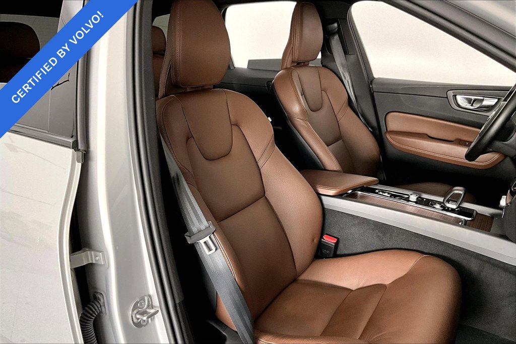 Used 2025 Volvo XC60 B5 Plus AWD/4WD image 8