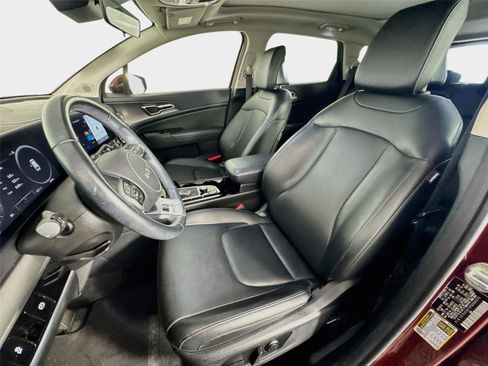 Certified 2023 Kia Sportage SX FWD image 11
