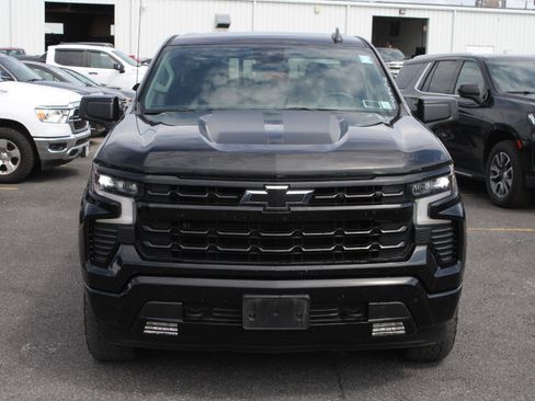 Used 2023 Chevrolet Silverado 1500 RST w/ Rally Edition AWD/4WD image 2