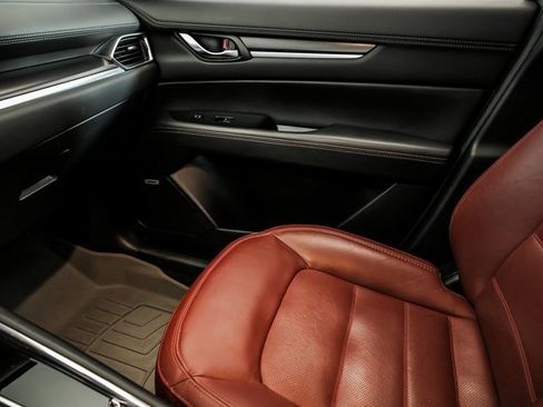 Used 2021 MAZDA CX-5 Carbon Edition image 27