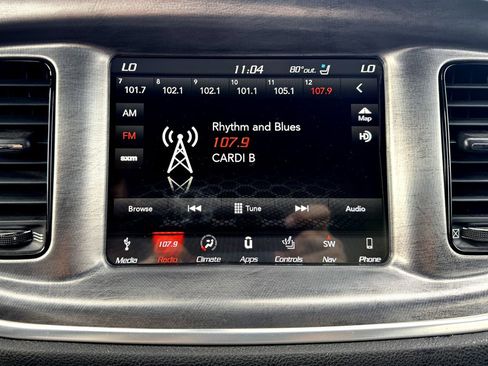 Used 2018 Dodge Charger R/T image 22