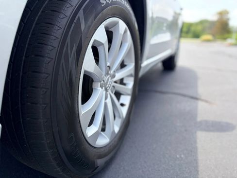 Used 2013 Audi Q5 2.0T Premium Plus AWD/4WD image 9