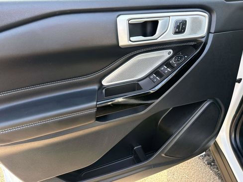 Used 2023 Ford Explorer ST w/ Equipment Group 401A image 23