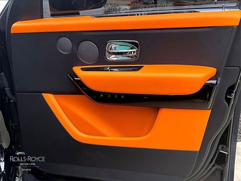 Certified 2025 Rolls-Royce Cullinan image 21