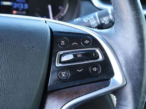 Used 2019 Cadillac XTS Luxury image 34