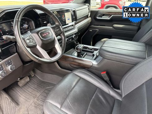 Used 2025 GMC Sierra 1500 SLT w/ SLT Premium Plus Package AWD/4WD image 28