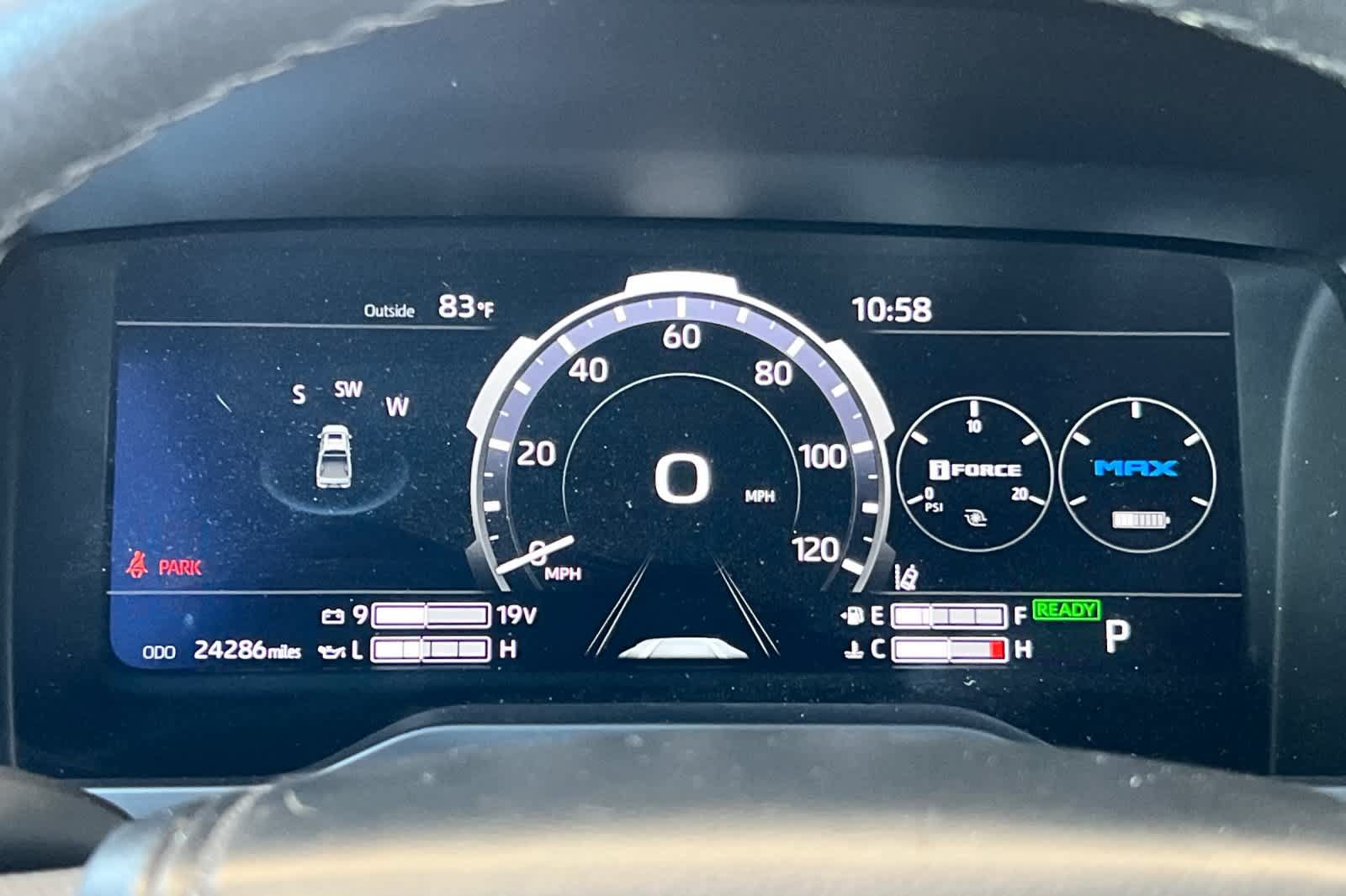 Used 2024 Toyota Tundra Limited w/ Power Package AWD/4WD image 27