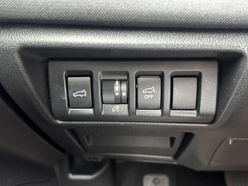 Used 2022 Subaru Outback Premium AWD/4WD image 28