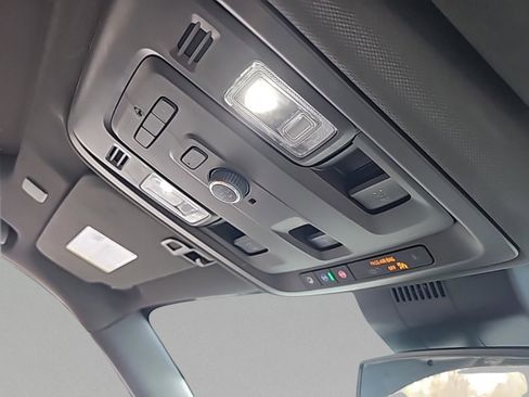 Used 2023 Chevrolet Tahoe LT image 40