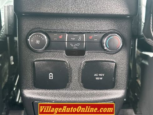 Used 2016 Ford Explorer Limited AWD/4WD image 39