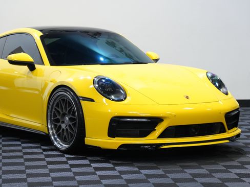 Used 2020 Porsche 911 Carrera 4S w/ Sport Package AWD/4WD image 9