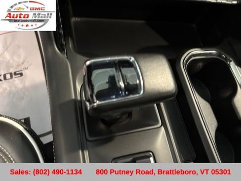 Used 2022 GMC Sierra 1500 AT4X image 24