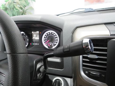 Used 2013 RAM 1500 Classic SLT RWD image 14