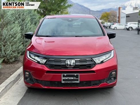 Used 2025 Honda Odyssey Sport-L image 2