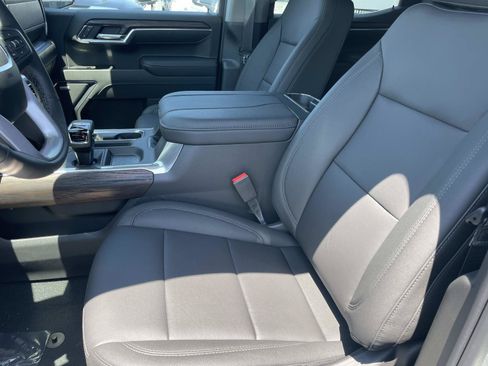 New 2026 GMC Sierra 1500 SLT w/ SLT Premium Package AWD/4WD image 22